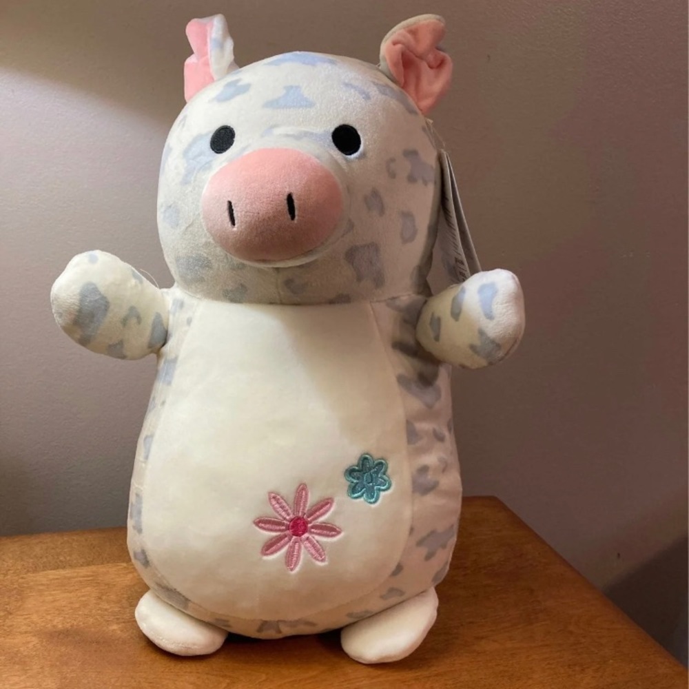 Reese the Pig 14’ Squishmallow